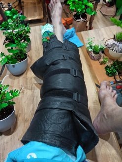 Person using Drycuzzi blanket therapy